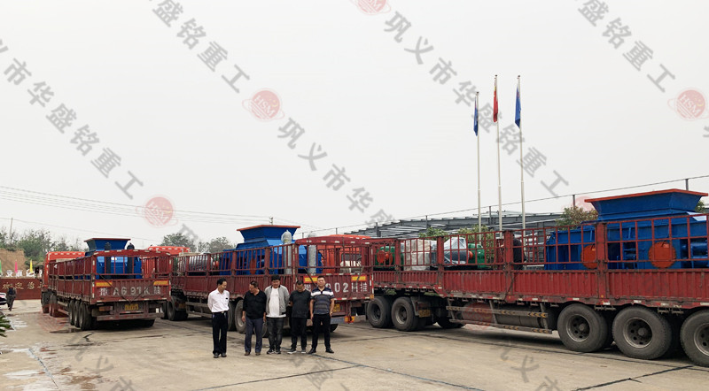 粗料石對(duì)輥破碎機(jī) 粗料石對(duì)輥破碎機(jī)